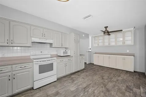 12813 Kellywood Circle Hudson FL 34669