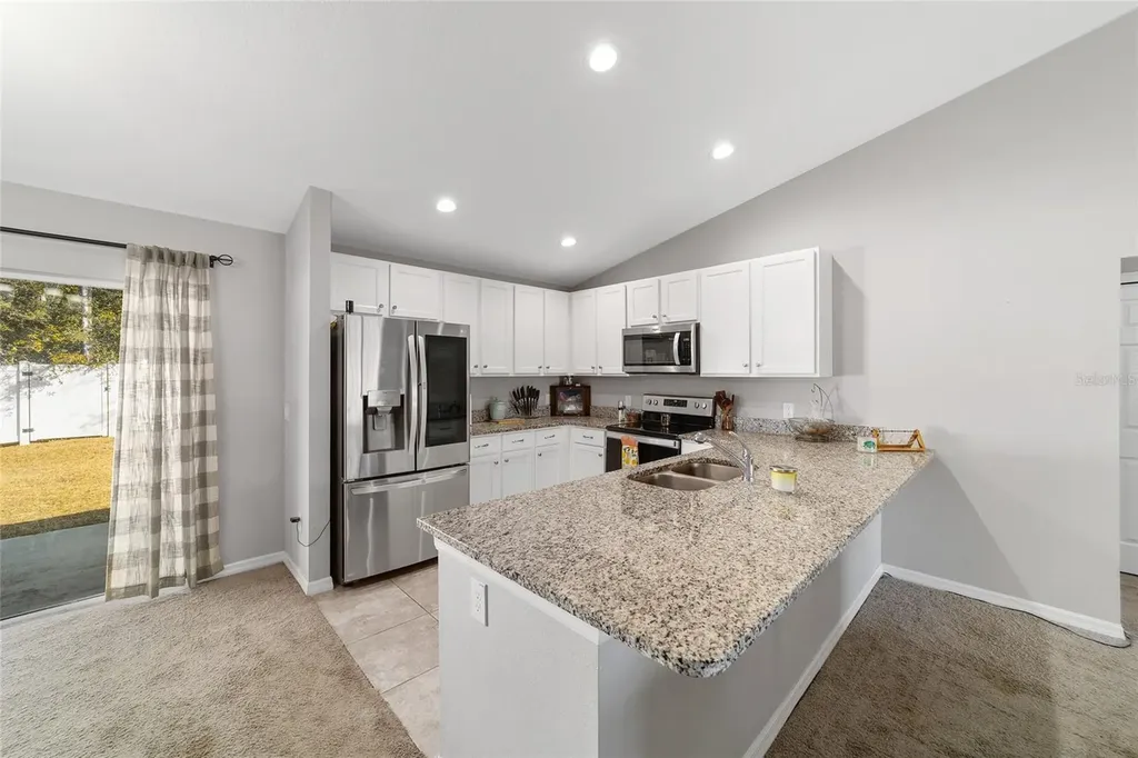 1803 NE 161st Place Citra FL 32113