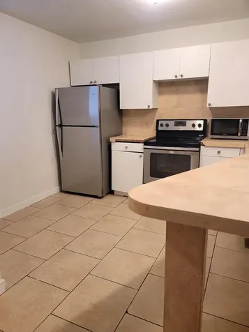 1690 NE 191th Street Miami FL 33179