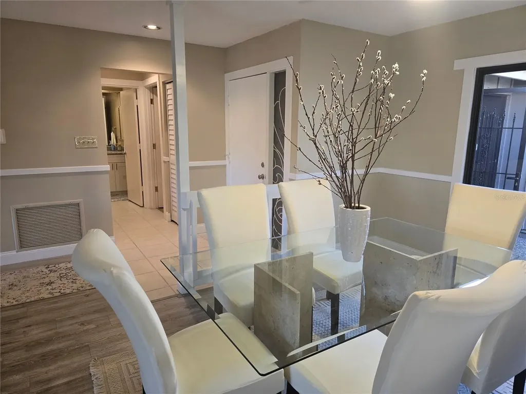 4617 Forest Wood Trail Sarasota FL 34241