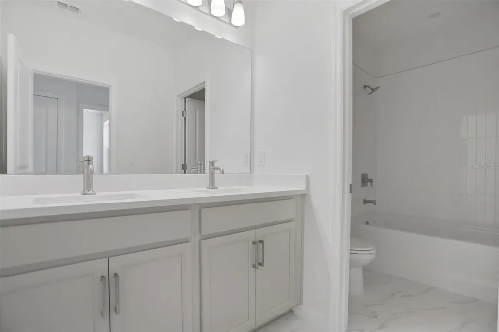 7570 Sea Oak Court Parrish FL 34219