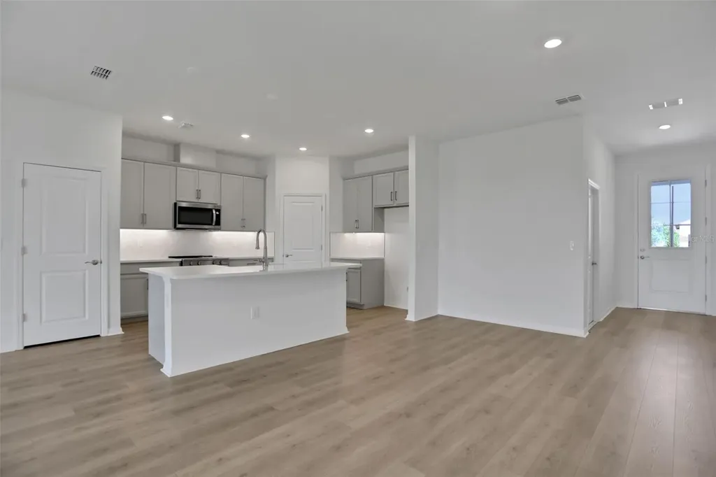 7570 Sea Oak Court Parrish FL 34219
