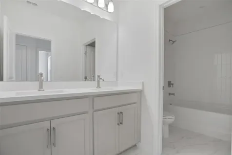 7570 Sea Oak Court Parrish FL 34219