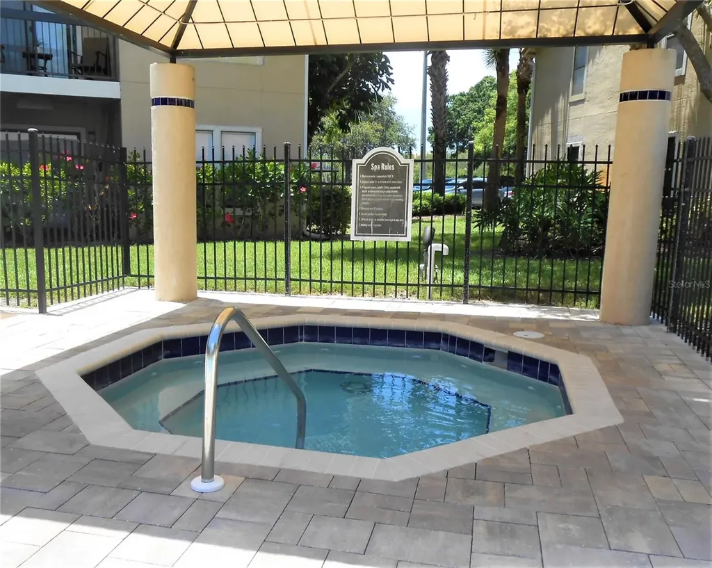 4040 Crockers Lake Boulevard Sarasota FL 34238