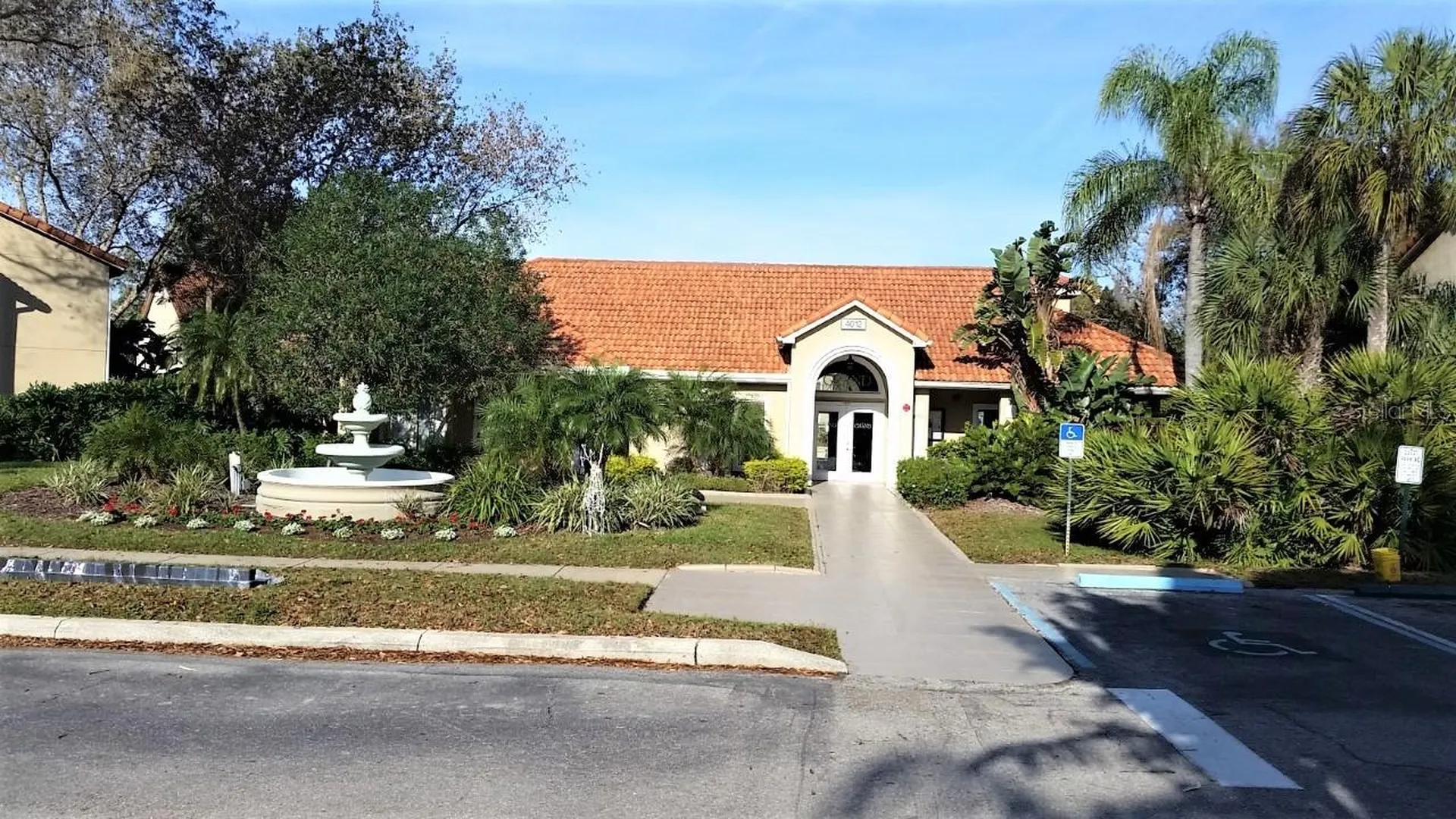 4040 Crockers Lake Boulevard Sarasota FL 34238