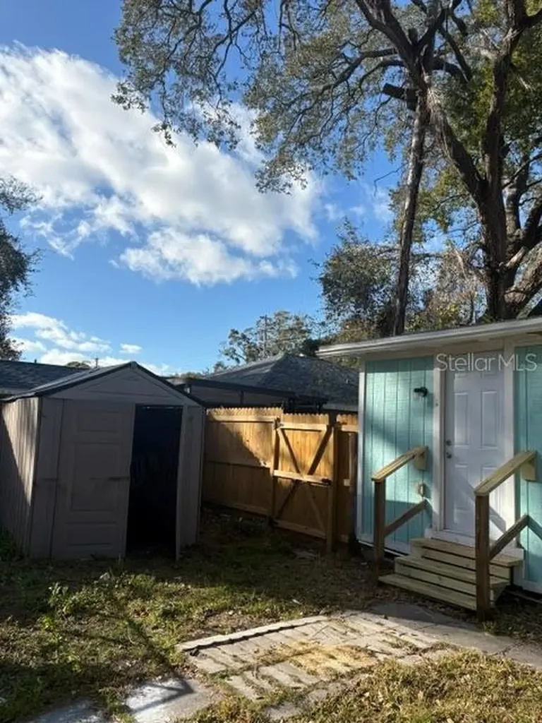 911 Hart Street Clearwater FL 33755