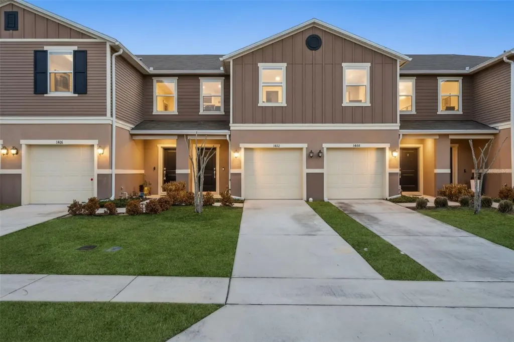 1412 Mirabella Circle Davenport FL 33897