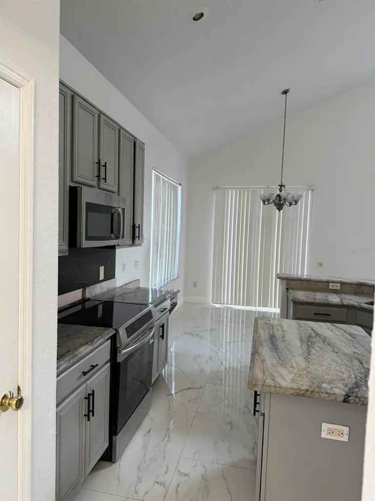 7843 Saint Andrews Circle Orlando FL 32835