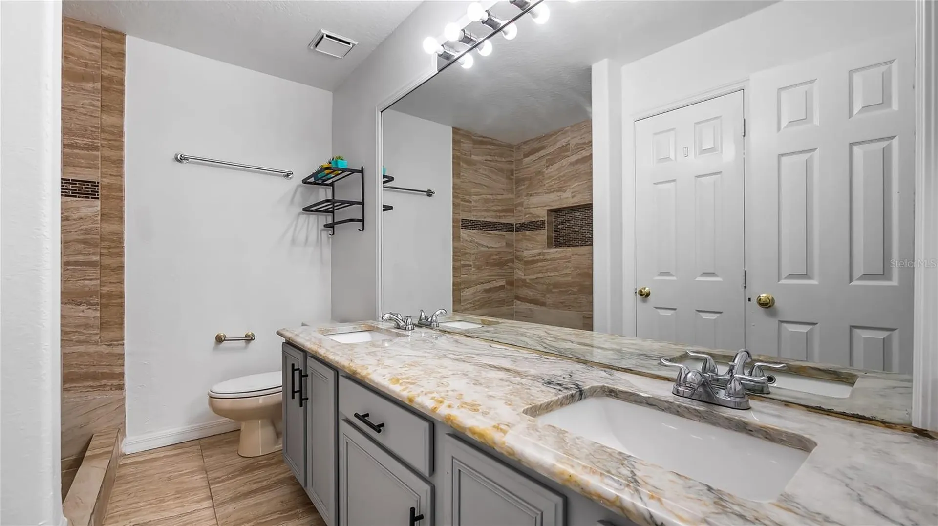 7843 Saint Andrews Circle Orlando FL 32835