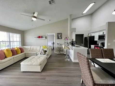 1213 Bermuda Lakes Lane Kissimmee FL 34741