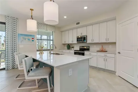 5608 Summit Pointe Circle Bradenton FL 34210