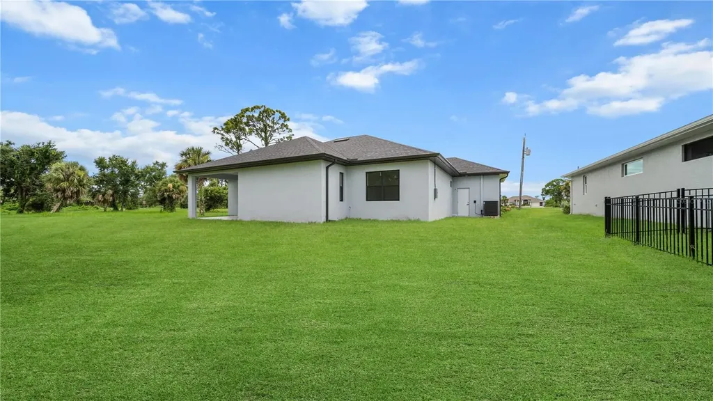 9 Tee View Road Rotonda West FL 33947