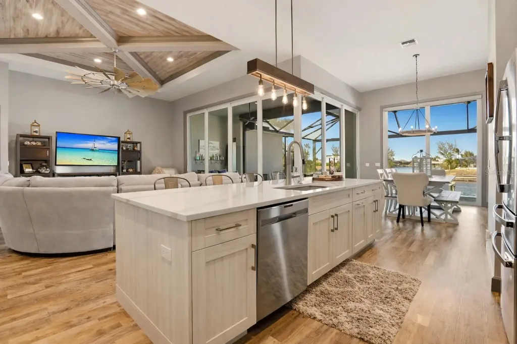 1616 N Old Burnt Store Road N Cape Coral FL 33993