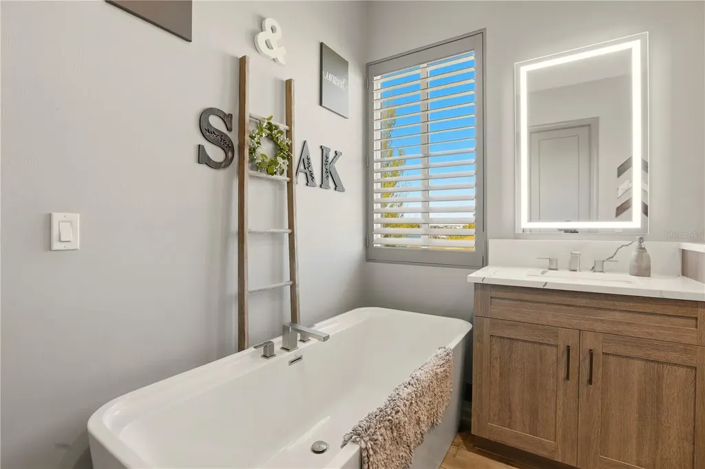 1616 N Old Burnt Store Road N Cape Coral FL 33993