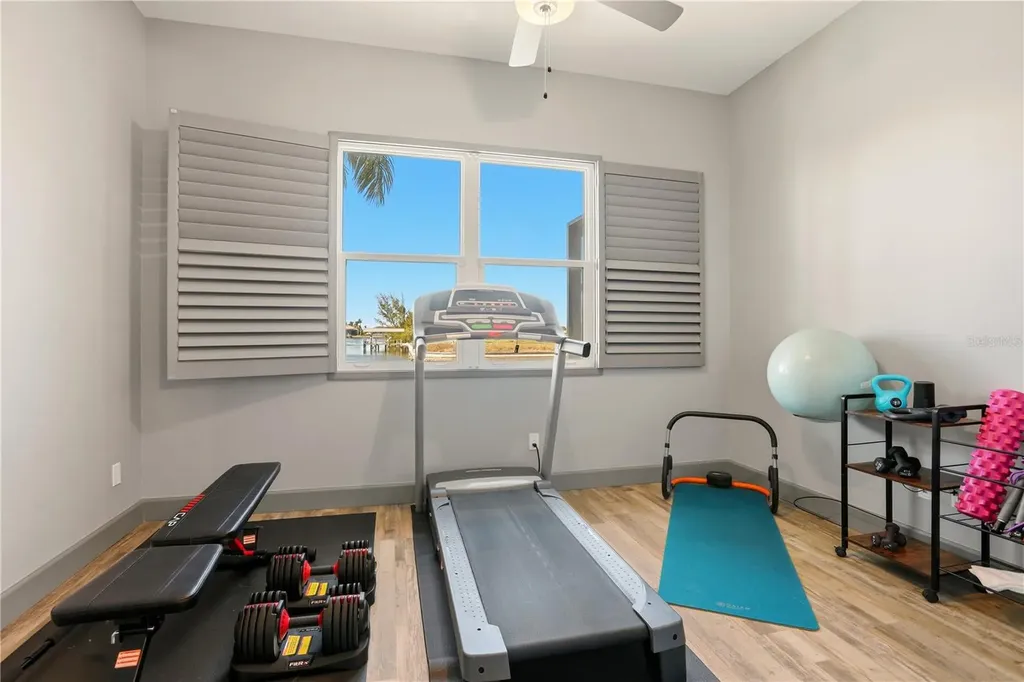 1616 N Old Burnt Store Road N Cape Coral FL 33993