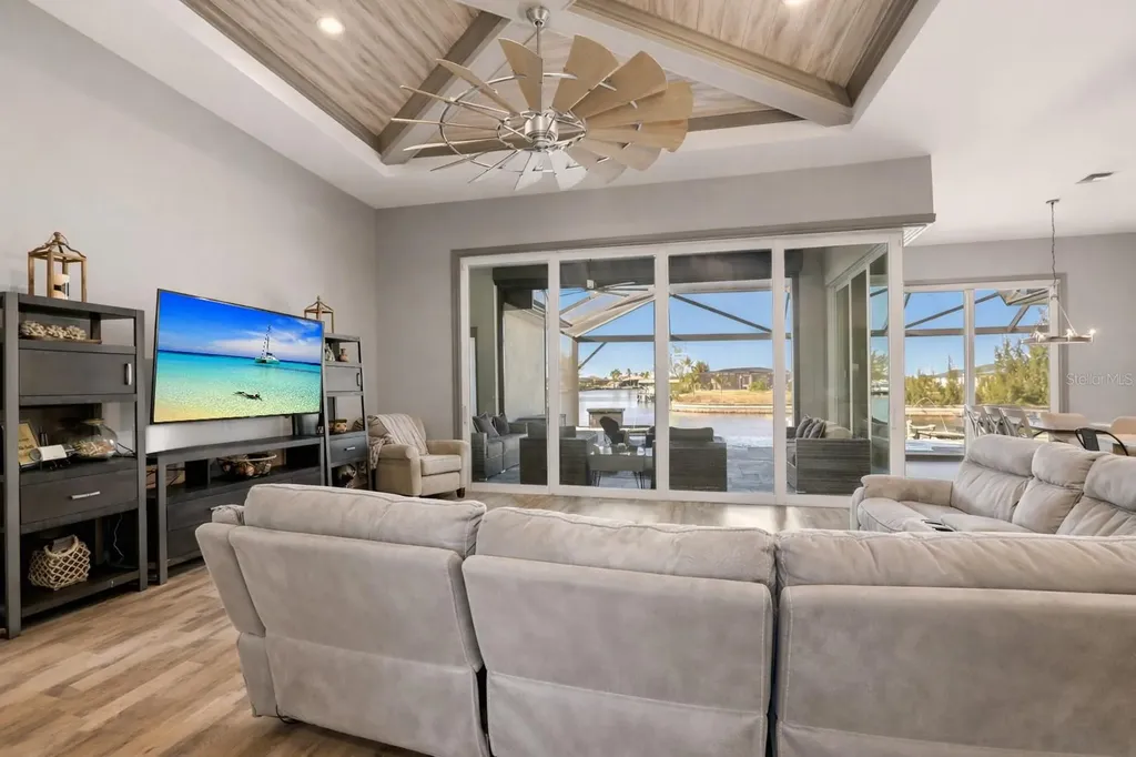 1616 N Old Burnt Store Road N Cape Coral FL 33993