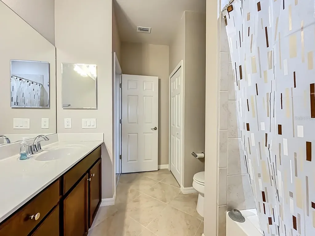 20149 Lagente Circle Venice FL 34293