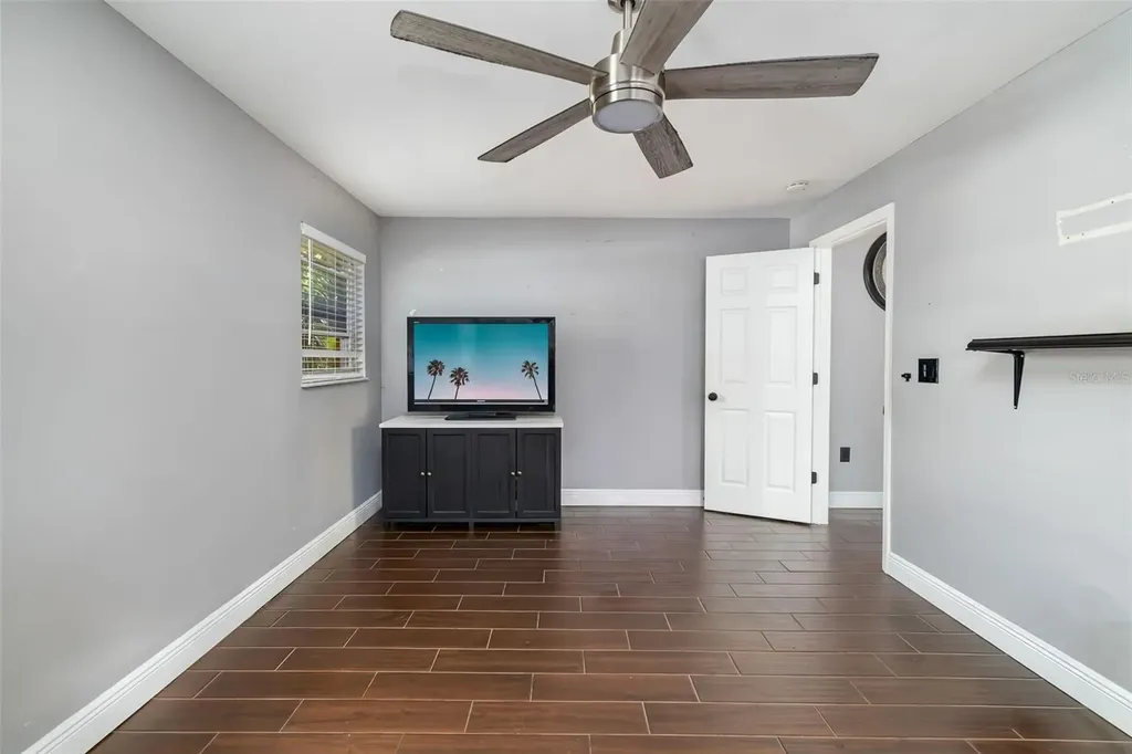 186 Sunward Avenue Palm Harbor FL 34684