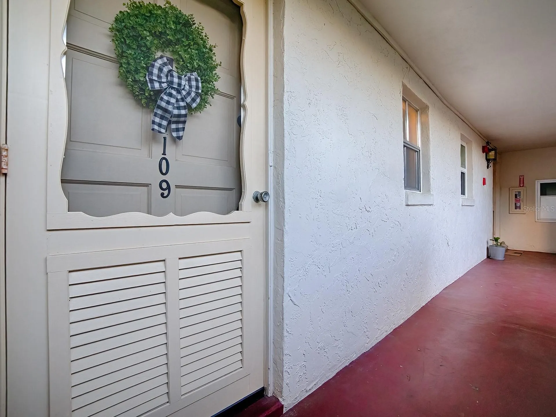 601 N Mcdonald Street Mount Dora FL 32757