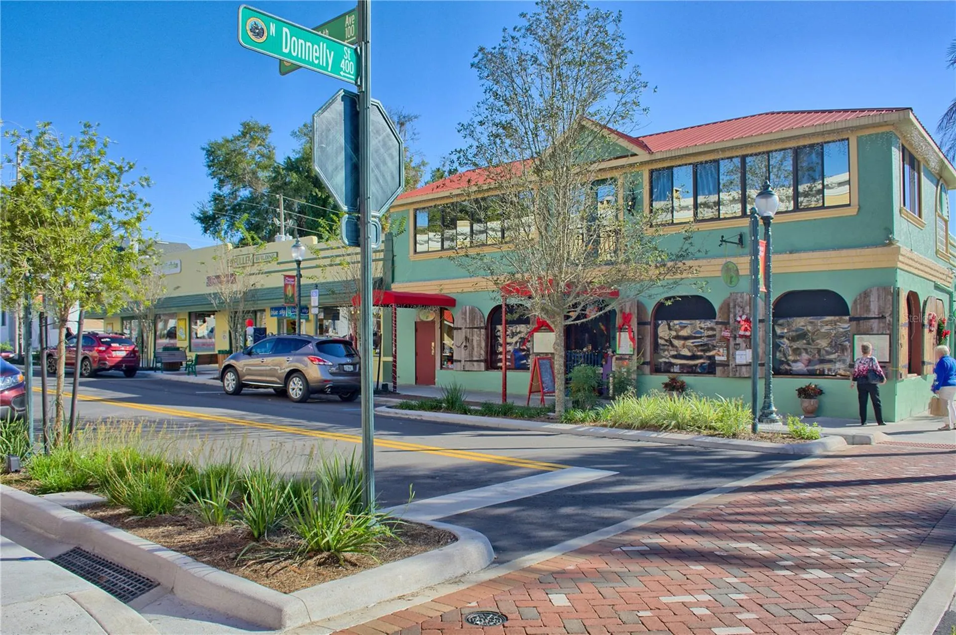 601 N Mcdonald Street Mount Dora FL 32757