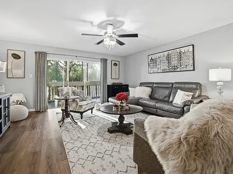 601 N Mcdonald Street Mount Dora FL 32757
