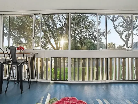 601 N Mcdonald Street Mount Dora FL 32757