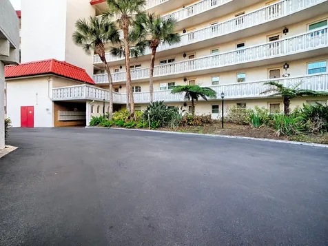 601 N Mcdonald Street Mount Dora FL 32757