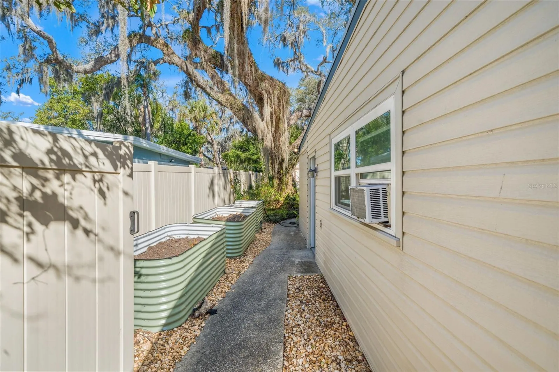 412 Berwick Avenue Temple Terrace FL 33617