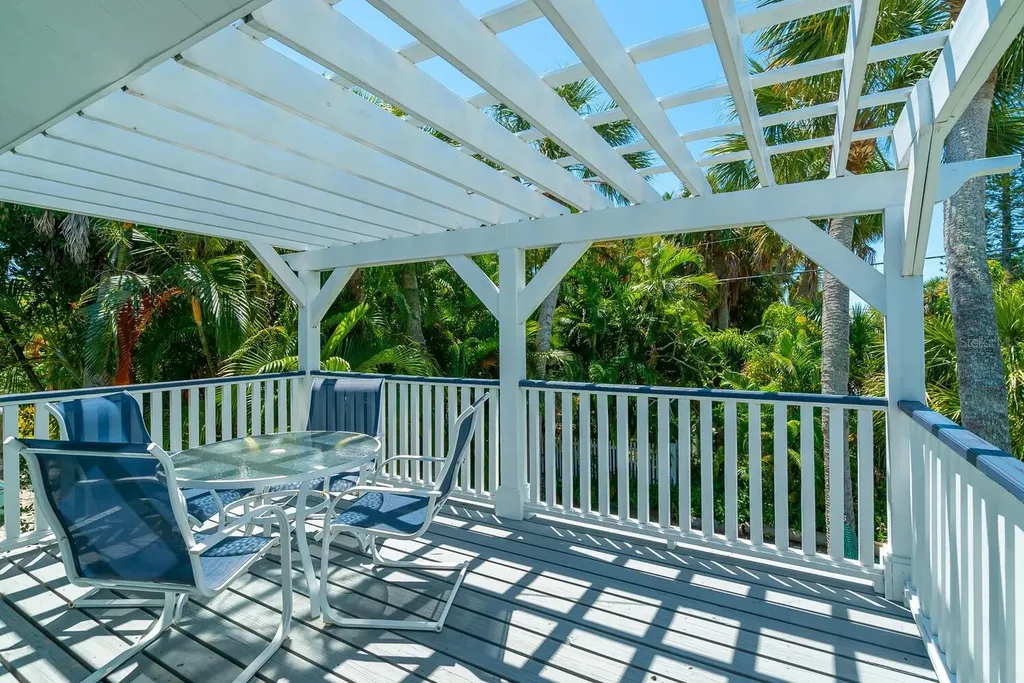 305 57th Street Holmes Beach FL 34217