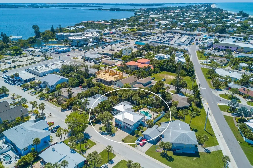 305 57th Street Holmes Beach FL 34217