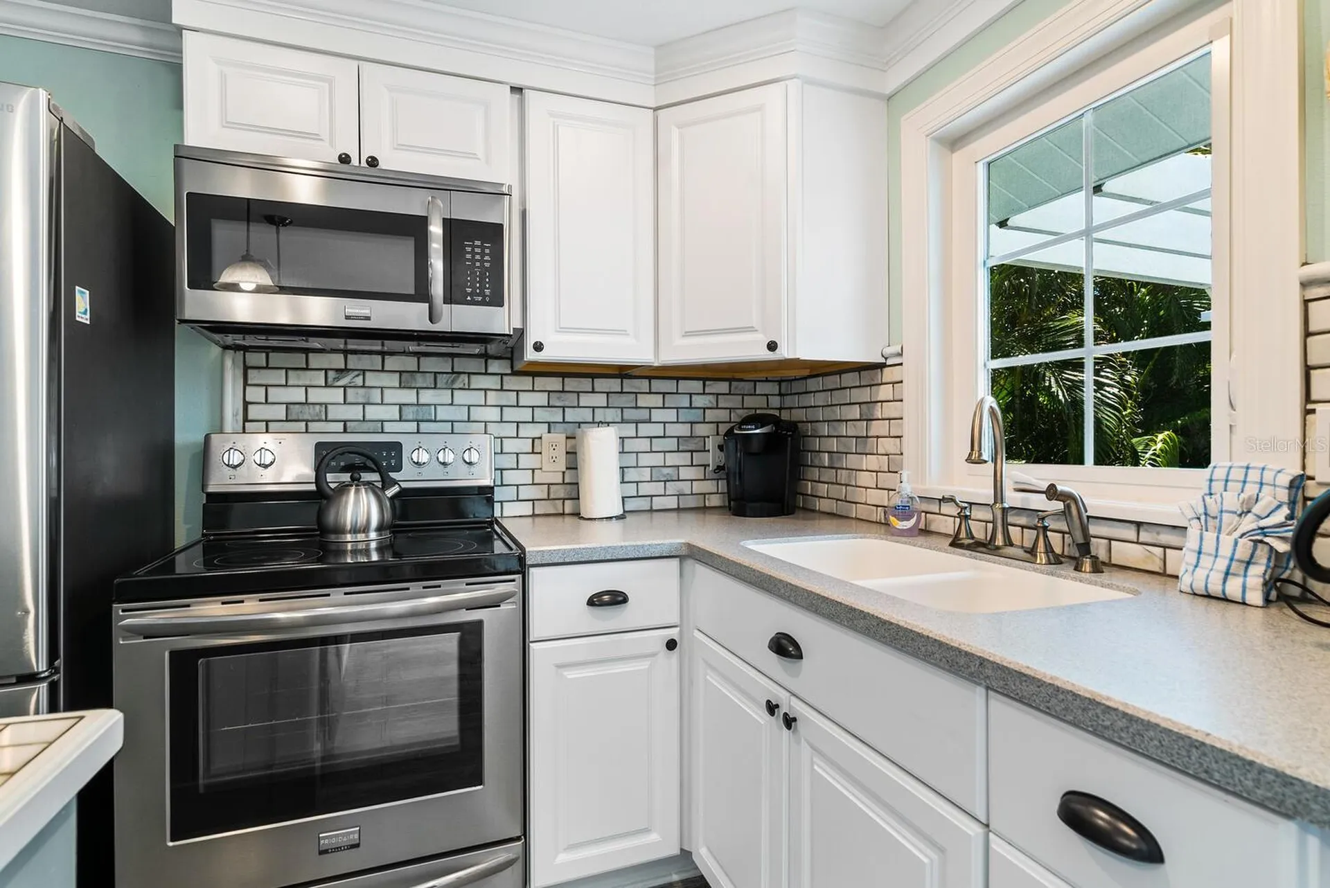 305 57th Street Holmes Beach FL 34217