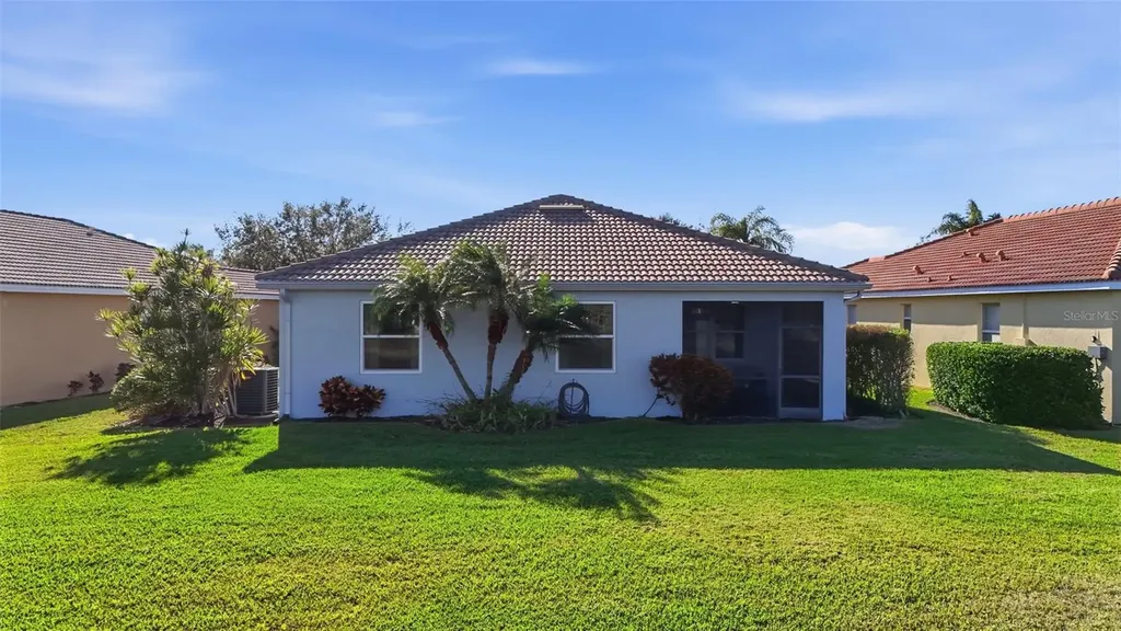 13056 Silver Thorn Loop North Fort Myers FL 33903
