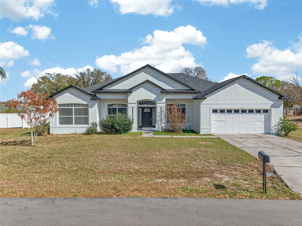 183 Lake Thomas Winter Haven FL 33880