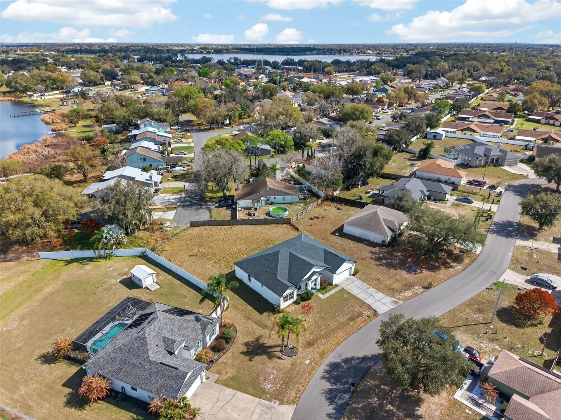 183 Lake Thomas Winter Haven FL 33880