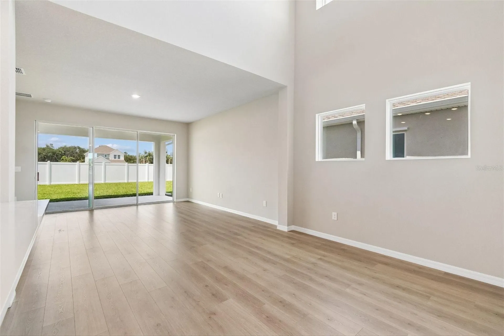 618 Kingswood Court Bradenton FL 34212