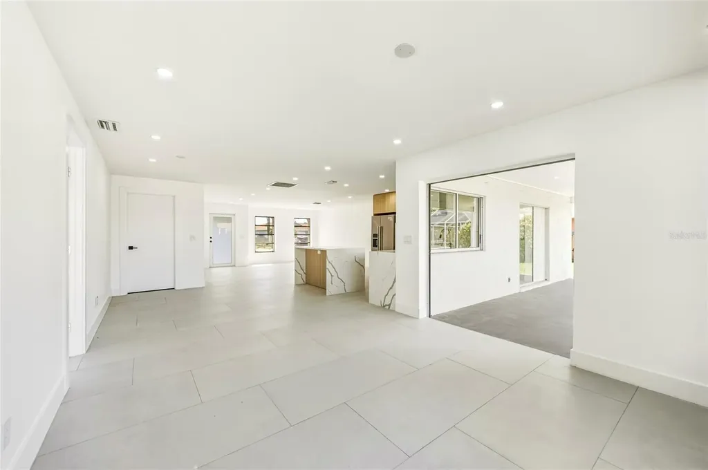 2031 SE 25th Lane Cape Coral FL 33904