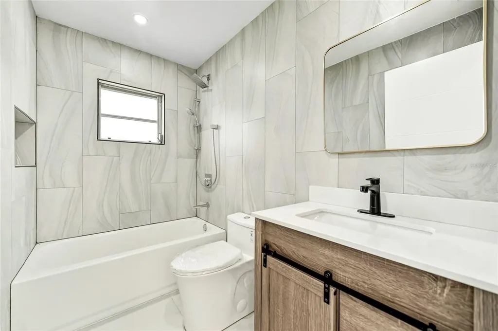 2031 SE 25th Lane Cape Coral FL 33904