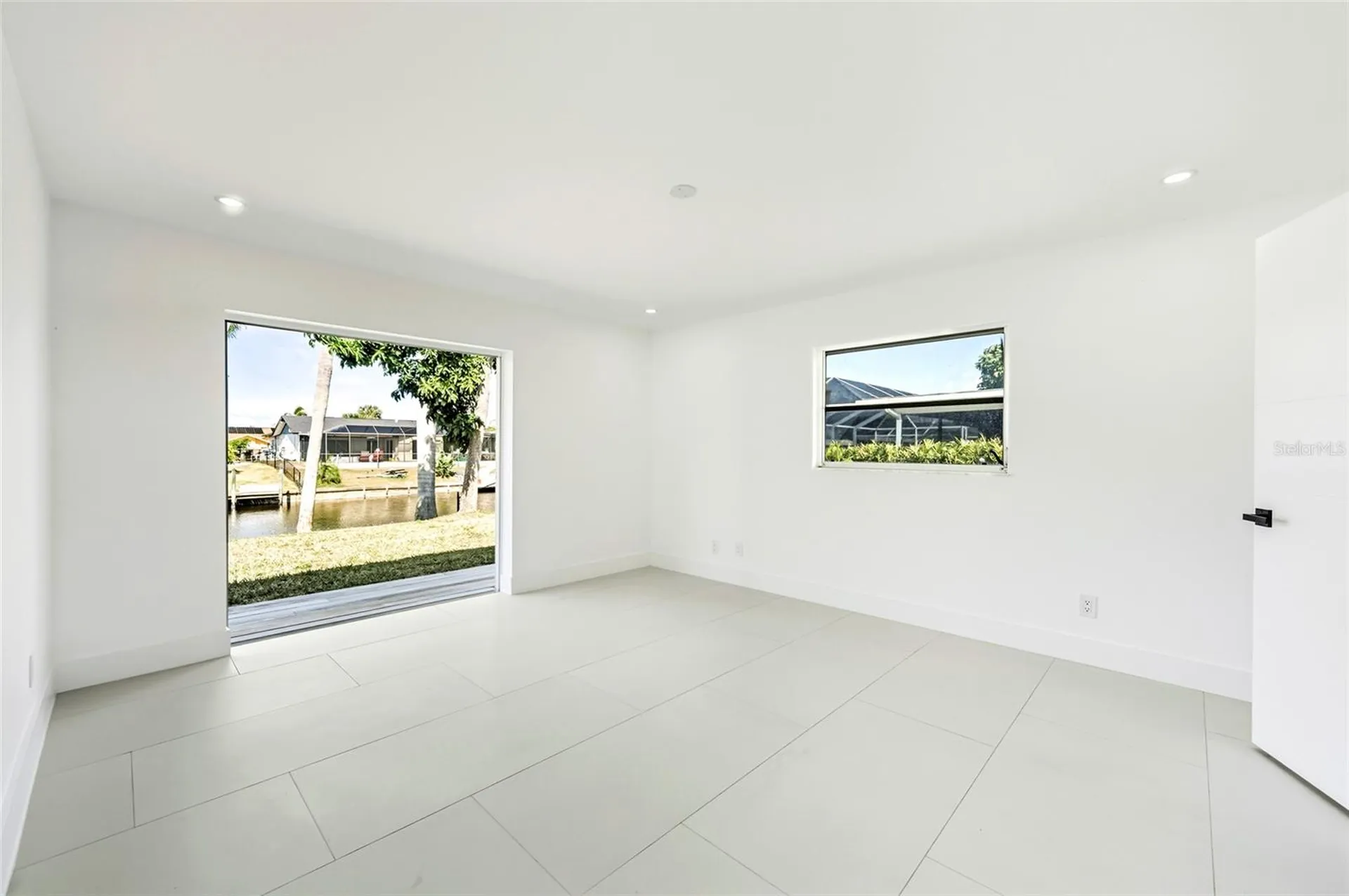 2031 SE 25th Lane Cape Coral FL 33904