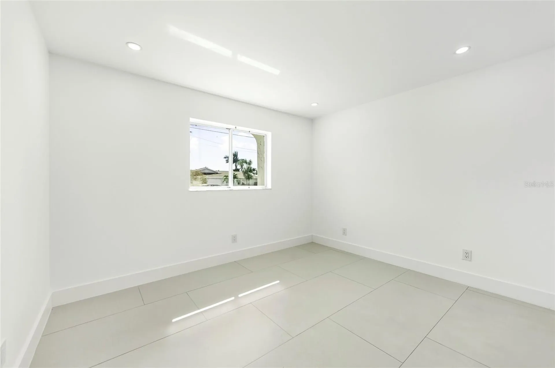 2031 SE 25th Lane Cape Coral FL 33904