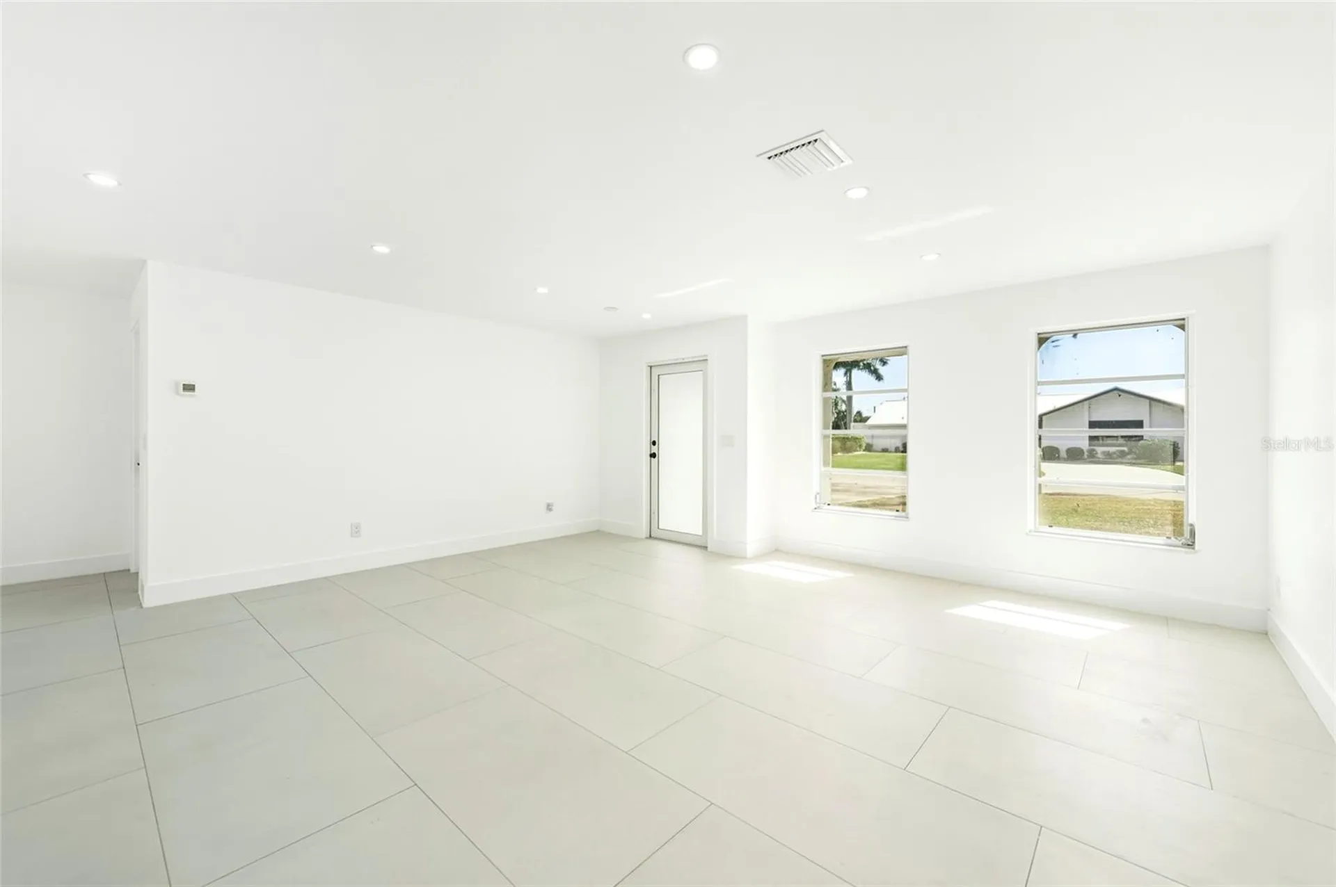 2031 SE 25th Lane Cape Coral FL 33904