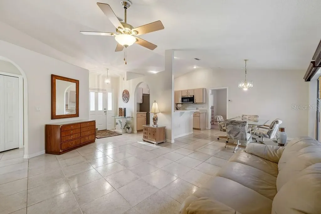 39 Price Lane Palm Coast FL 32164