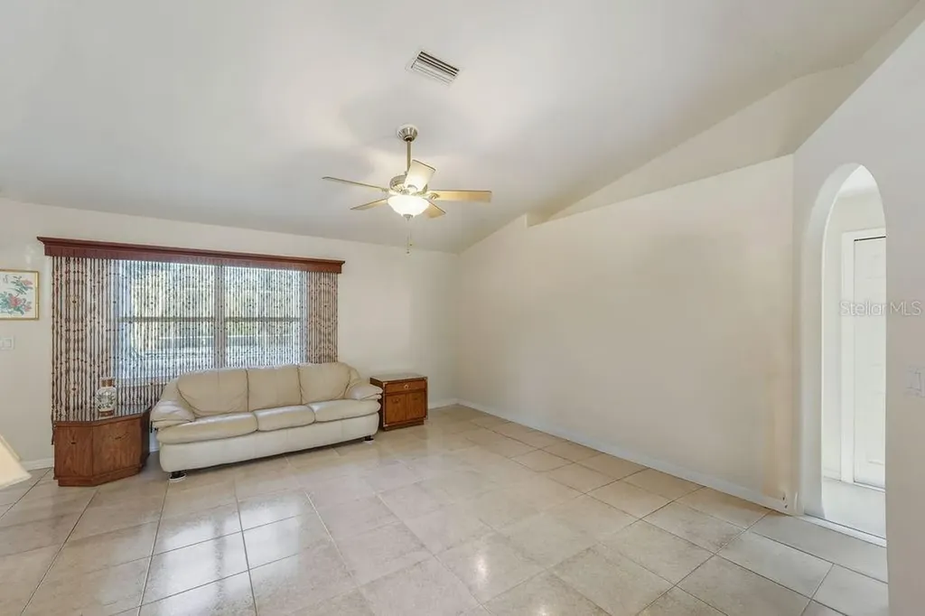 39 Price Lane Palm Coast FL 32164