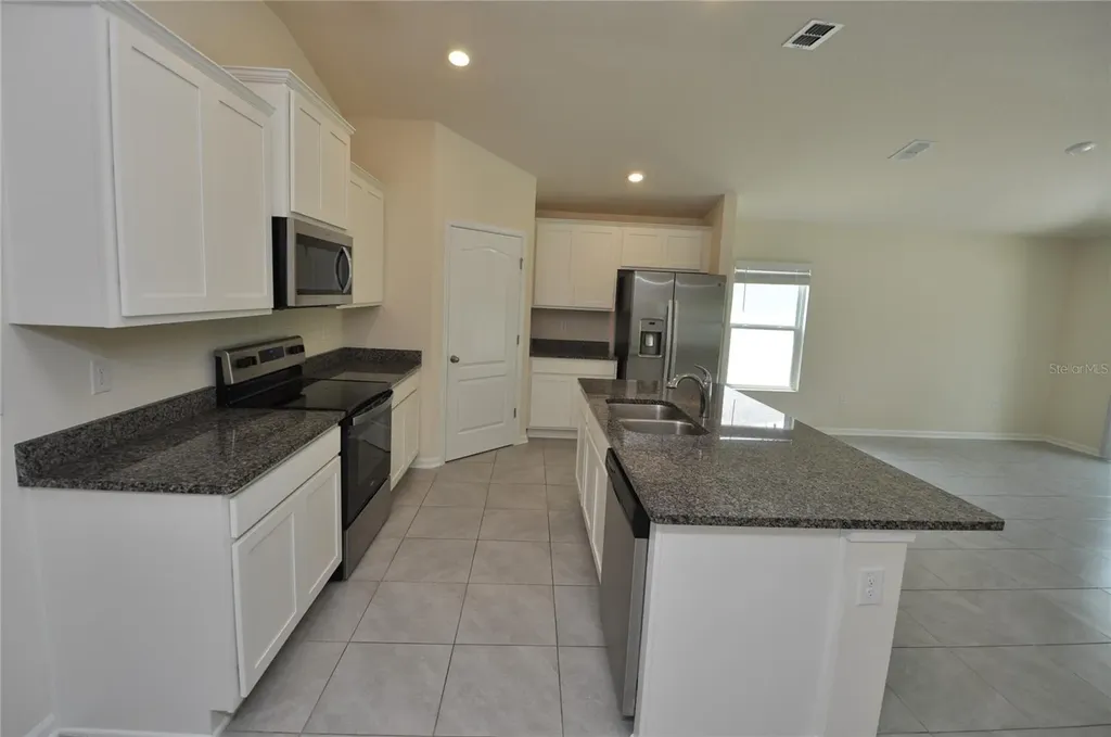 80 Oakleaf Way Palm Coast FL 32137