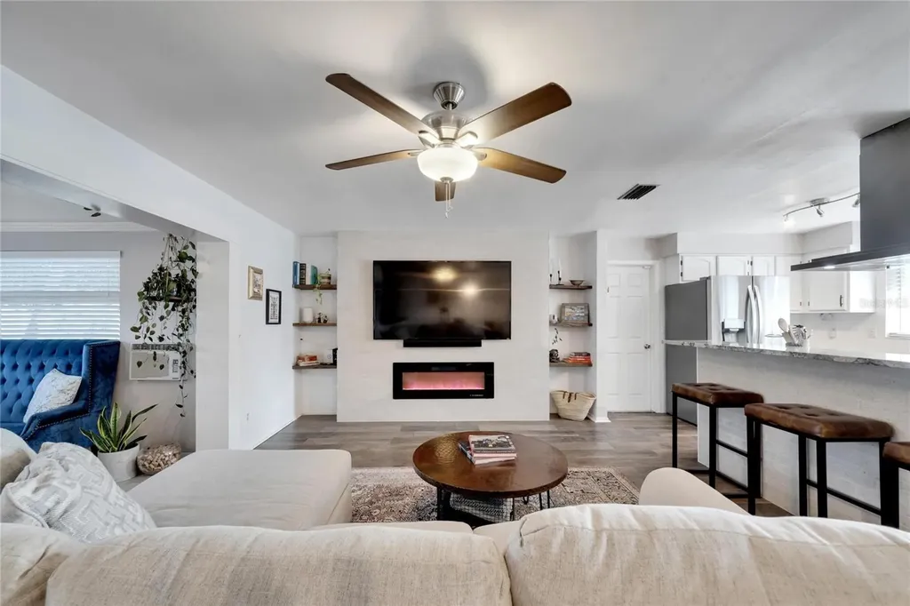 2138 Timber Lane Clearwater FL 33763