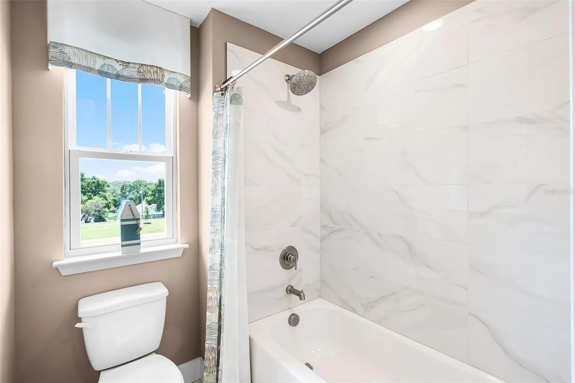 687 Emerald Grove Drive Apopka FL 32703