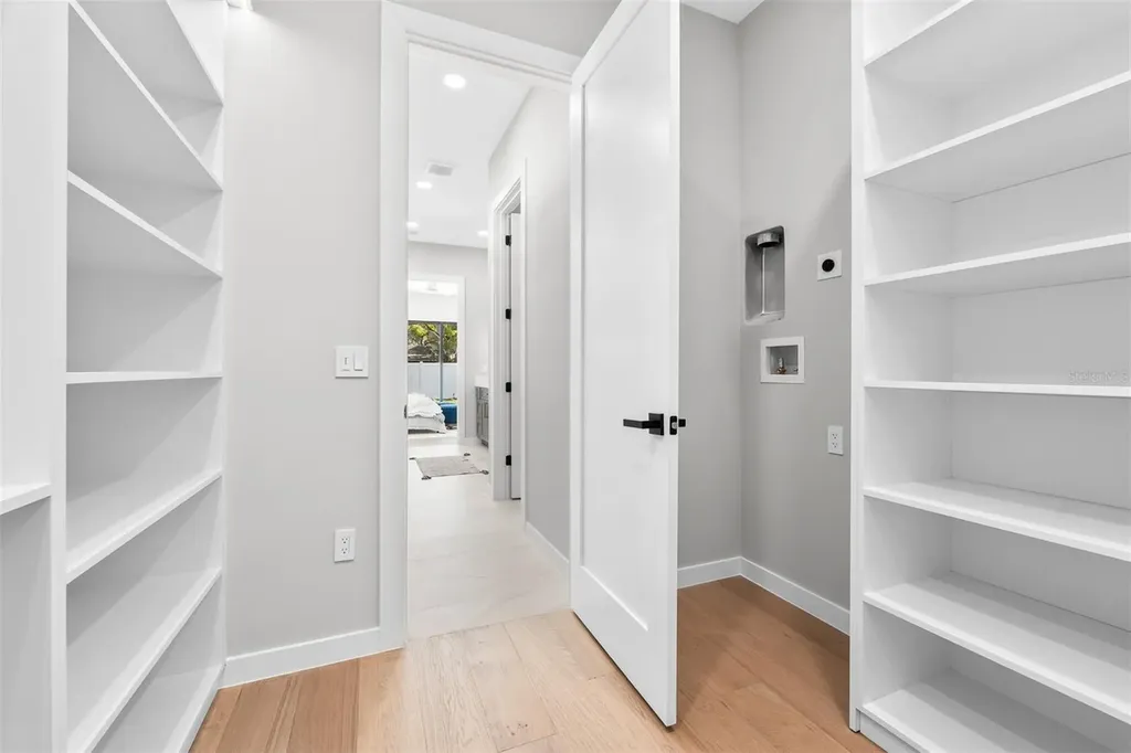 22 E Steele Street Orlando FL 32804