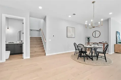 22 E Steele Street Orlando FL 32804