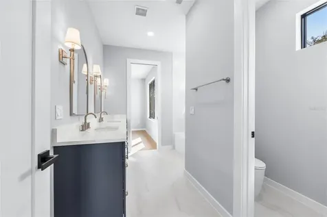22 E Steele Street Orlando FL 32804