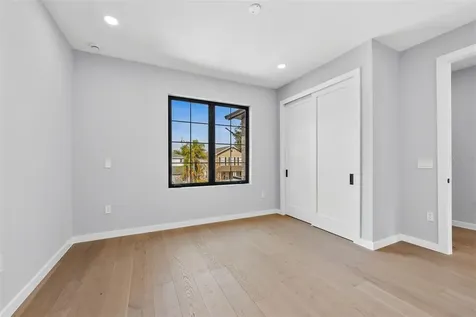 22 E Steele Street Orlando FL 32804