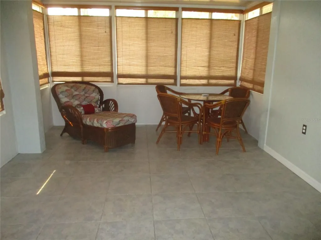 2405 Nantucket Glen Place Sun City Center FL 33573